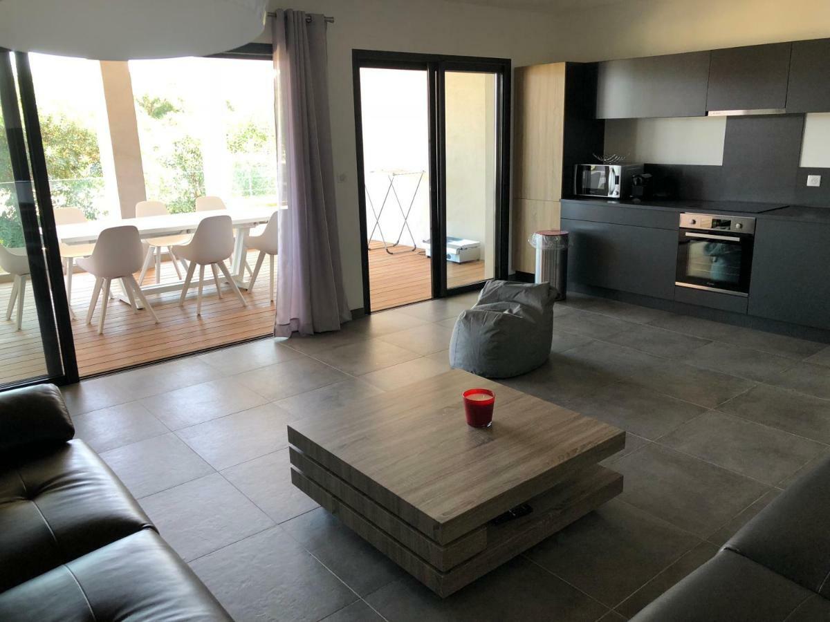 Residence Capriona Porto Pollo Ngoại thất bức ảnh