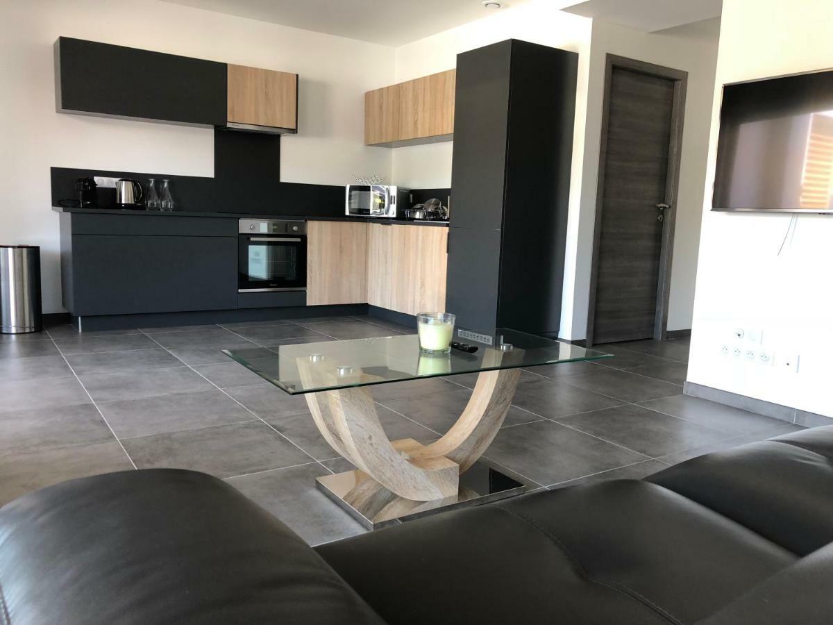 Residence Capriona Porto Pollo Ngoại thất bức ảnh